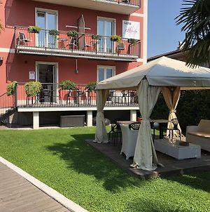 Garni Hotello Sport And Relax Riva del Garda Exterior photo