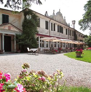 Hotel Villa Luppis Pasiano Di Pordenone Exterior photo