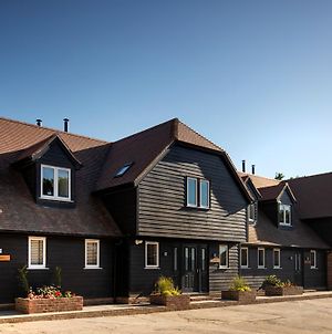 The Cottages At Crouchers Orchards Chichester Exterior photo