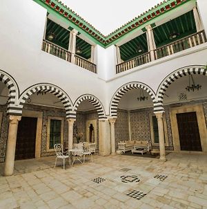 Dar Ben Gacem Hotel Tunisi Exterior photo