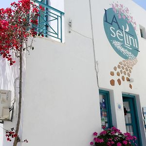 La Selini Hotel Paroikia Exterior photo