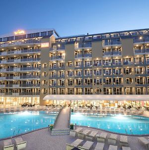 Hvd Viva Club Ultra All Inclusive - Free Parking Golden Sands Exterior photo