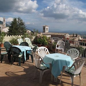 Hotel Umbra Assisi Exterior photo