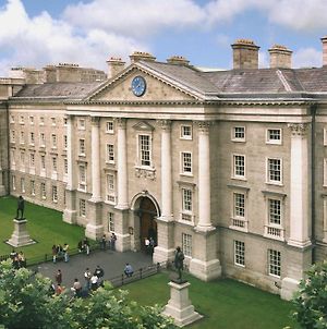 Trinity College - Campus Accommodation Dublino Exterior photo