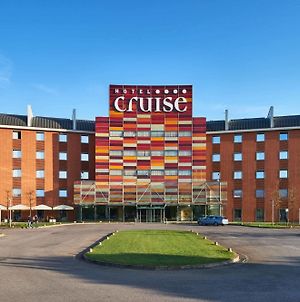 Cruise Hotel Lucino Exterior photo