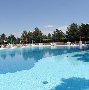 Appartamenti Valbella con piscina Bibione Exterior photo