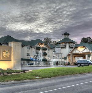 The Lodge At Five Oaks Pigeon Forge Exterior photo