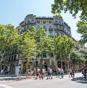 Safestay Passeig de Gràcia Barcellona Exterior photo