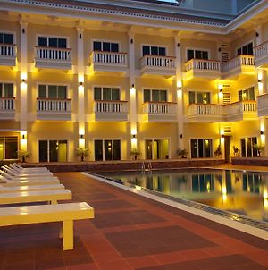 Bao Mai Resort & Casino Sihanoukville Exterior photo
