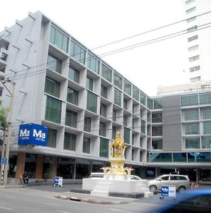 Manohra Hotel Bangkok Exterior photo