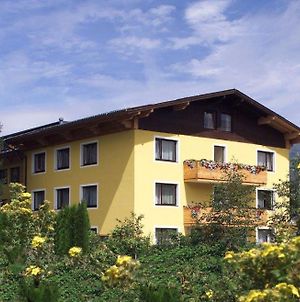 Gastehaus Latini Hotel Zell am See Exterior photo