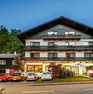 Schwarzwaldhotel Sonne Baden-Baden Exterior photo