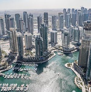 Blue Ocean Holiday Homes - Damac Heights Dubai Exterior photo