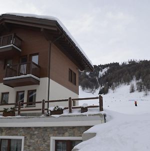 Modernized Holiday Home in Livigno near Ski Area Exterior photo