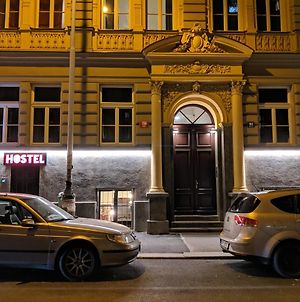 Clown And Bard Hostel Praga Exterior photo