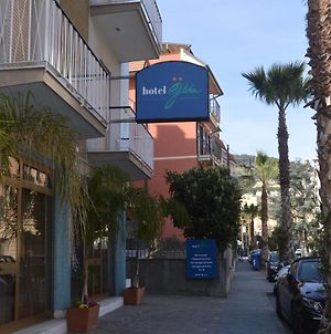 Hotel Gilda Laigueglia Exterior photo