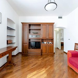 Altido Apartment For 4 Near The Port Of Genova Exterior photo