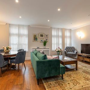 Beautiful 2 Bed Apt In The Heart Of Mayfair, Close To Tube Londra Exterior photo