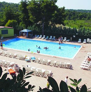 Villaggio Club Baia di Paradiso Vieste Exterior photo