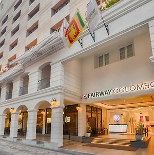 Fairway Colombo Hotel Exterior photo
