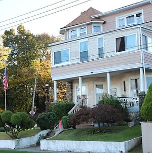 The Harbor House Bed & Breakfast New York Exterior photo