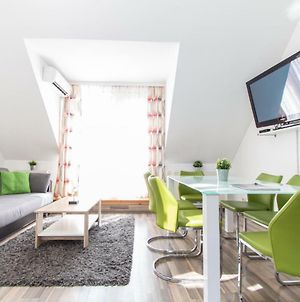 Karmeliter Flat | Contactless Check-In Appartamento Vienna Exterior photo