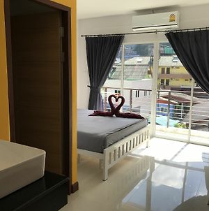 Bedbox Guesthouse & Hostel Phuket Exterior photo
