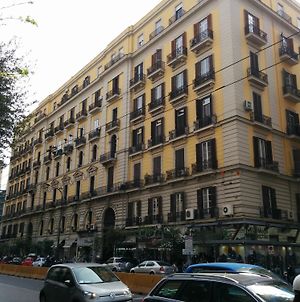 Be Italian Bovio Flats Napoli Exterior photo