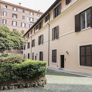 Intimate 1Br In San Pietro / Vaticano By Sonder Appartamento Roma Exterior photo