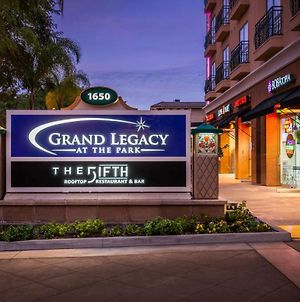 Grand Legacy At The Park Hotel Anaheim Exterior photo