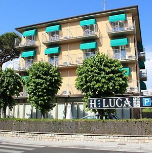 Hotel Luca Lido di Camaiore Exterior photo