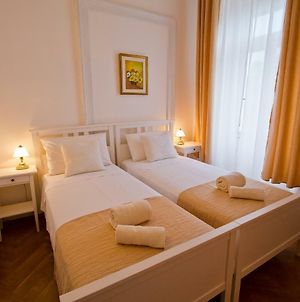 Golden Rooms Bed & Breakfast Trieste Exterior photo