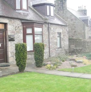 Beeches Guest House Dyce Exterior photo
