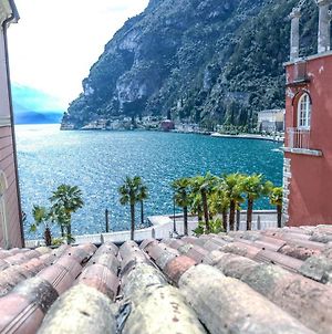 Queen Of The Lake Riva del Garda Exterior photo
