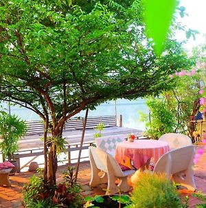 Loy Manee House Bed and Breakfast Phra Nakhon Si Ayutthaya Exterior photo