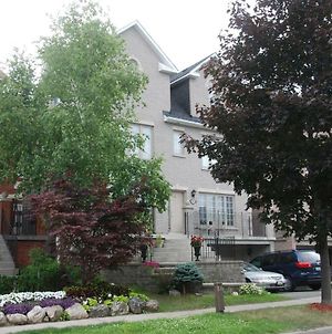 Sara'S Place - Strictly Kosher Home Thornhill Exterior photo