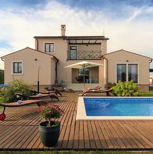 Villa Nana - Modern Villa With A Pool Surrounded By Nature, Istria-Pula Valtura Exterior photo