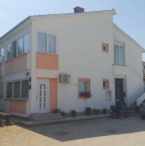 Guest House Dijana Krk Island Exterior photo