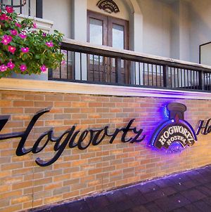 Hogwarts Hostel Krabi town Exterior photo