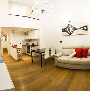 Triangolo D'oro Appartamento Genova Exterior photo