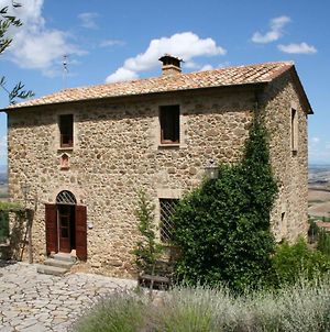 Tenuta Canina Villa Montalcino Exterior photo