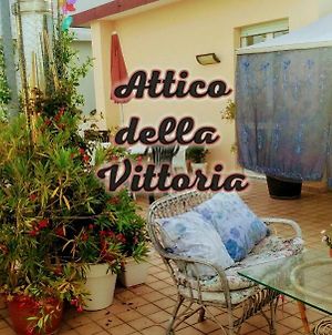 Guest House Attico Della Vittoria Gabicce Mare Exterior photo