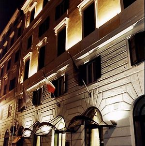 Hotel Windrose Roma Exterior photo