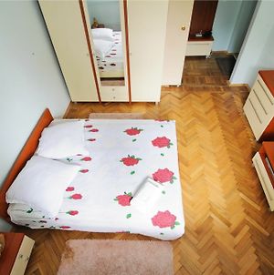 Apartments Lenina Minsk Exterior photo