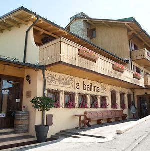 Hotel Ristorante La Baitina Asiago Exterior photo