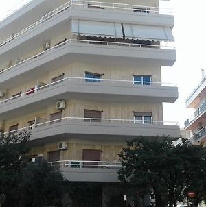 Apartment 110 Sqm Free Parking Patras Exterior photo