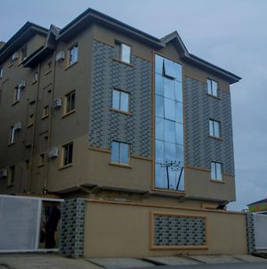 Oragon Hotel And Suites Lagos Exterior photo