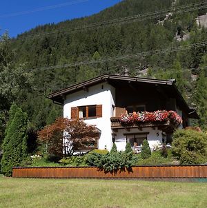 Landhaus Zauser Hotel Sankt Anton am Arlberg Exterior photo