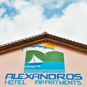 Alexandros Hotel Apartments Vourvourou Exterior photo