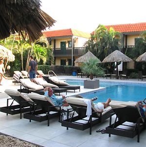 Perle D'Or Aruba Hotel Palm Beach Exterior photo
